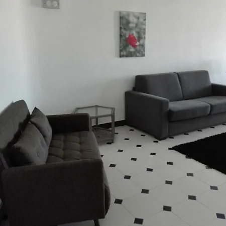 Edificio Coral Apartment